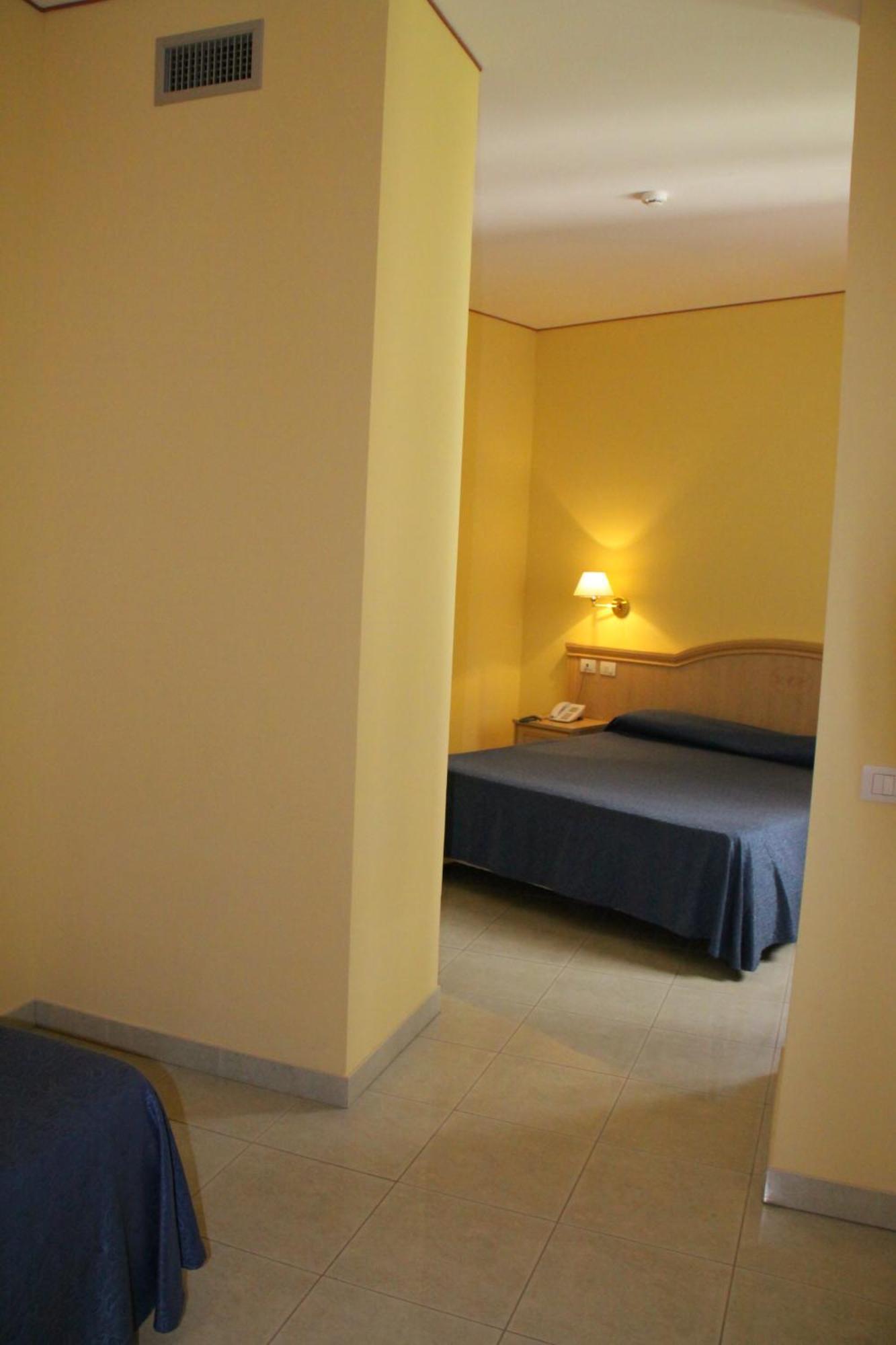 Yacht Marina Hotel Pantelleria Exterior foto